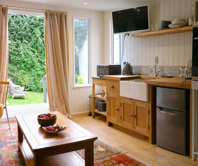 The Garden Room Knighton  Exterior foto